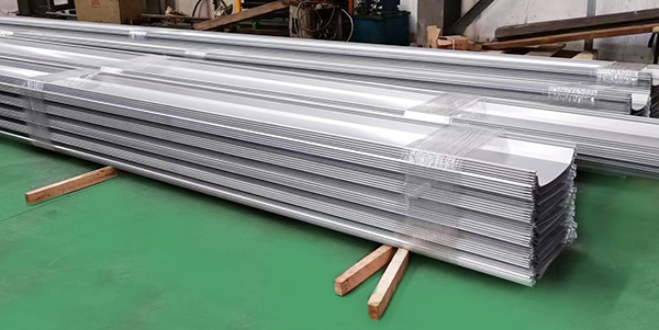 開(kāi)口樓承板、縮口樓承板、閉口樓承板的特點(diǎn)